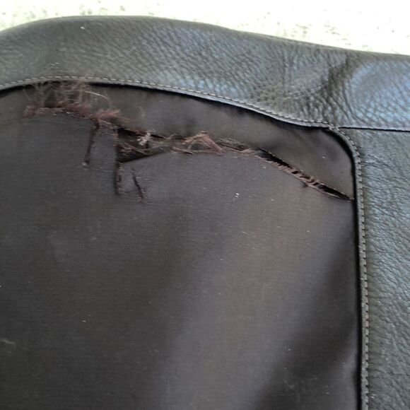 Tumi Messenger bag - Picture 3 of 8